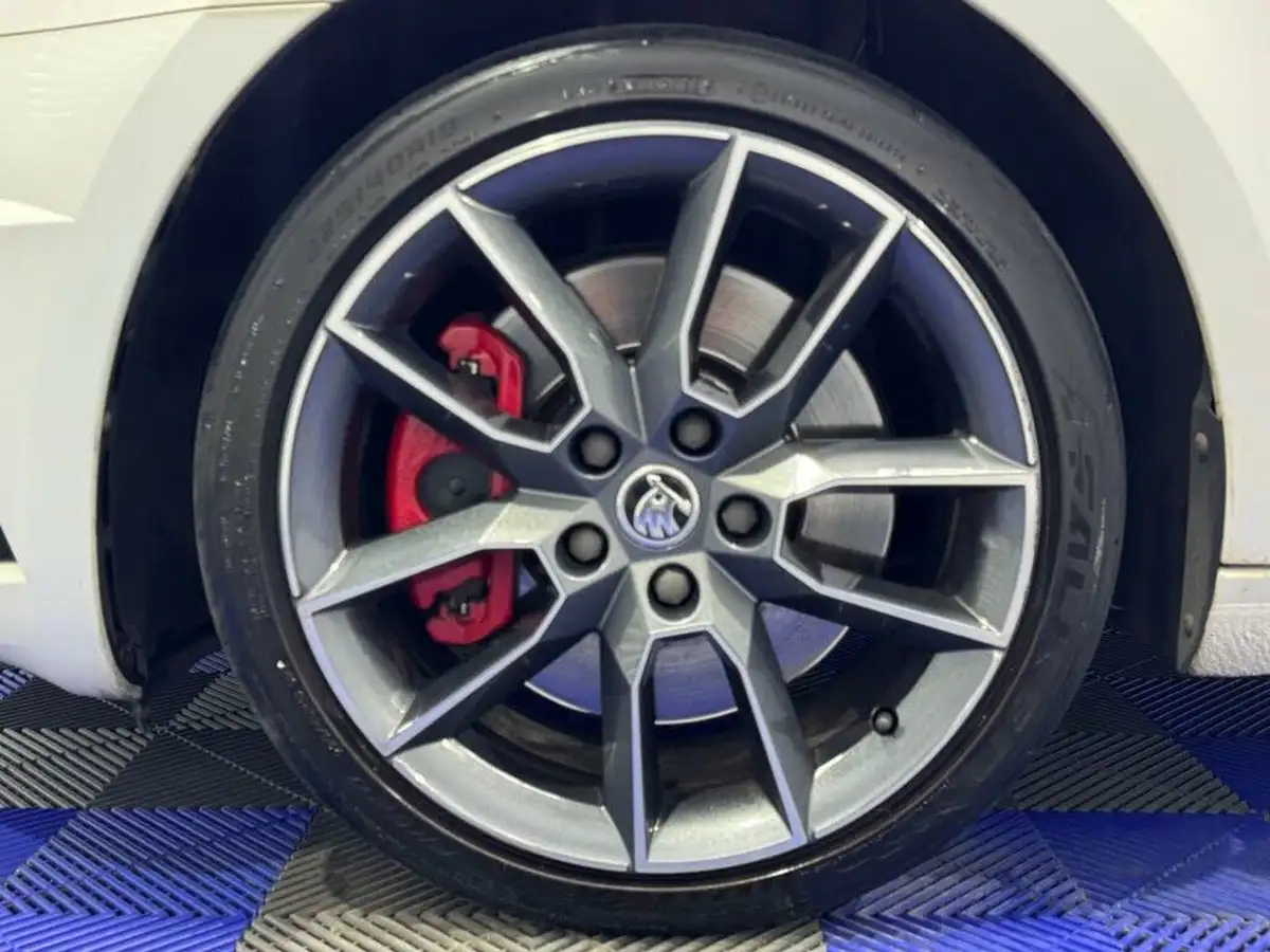 2018-skoda-octavia-20-tsi-vrs-245ps-estate-dsg-big-35