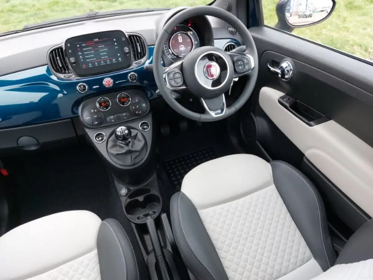 2022-fiat-500-10-dolcevita-big-9