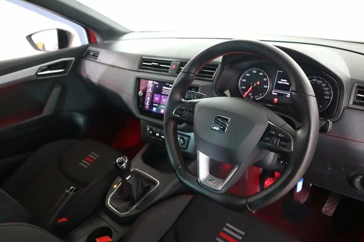 2021-seat-ibiza-10-tsi-fr-95ps-big-15