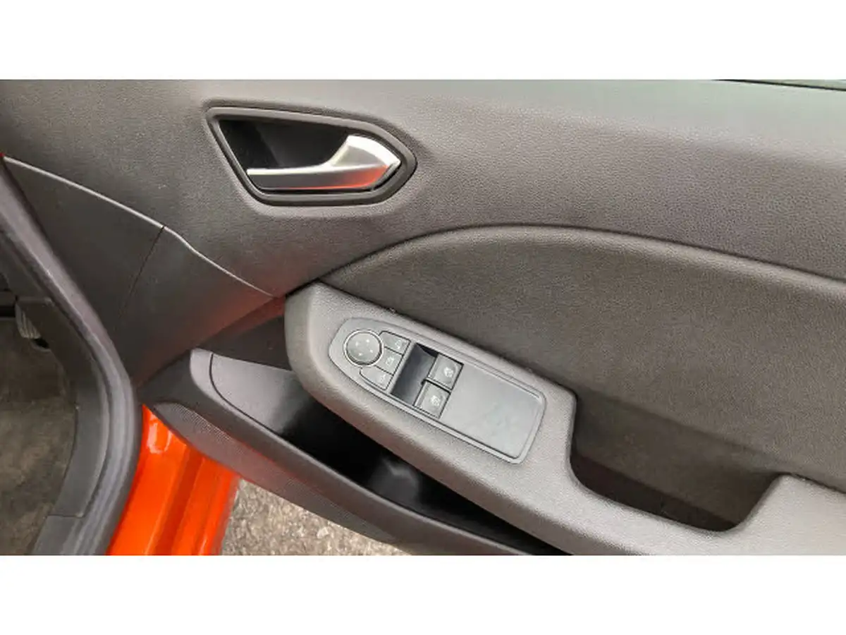 2019-renault-clio-10-sce-iconic-big-27