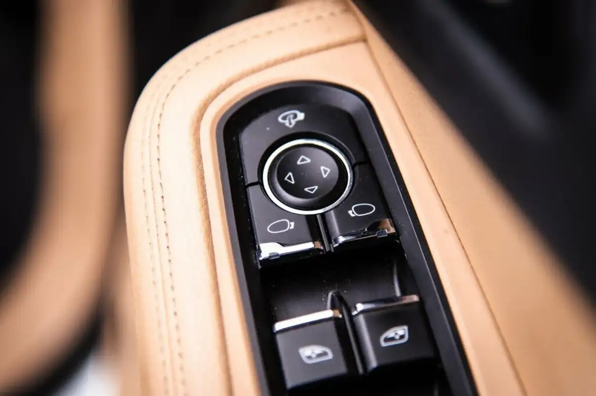 2020-porsche-macan-30-v6-s-big-74