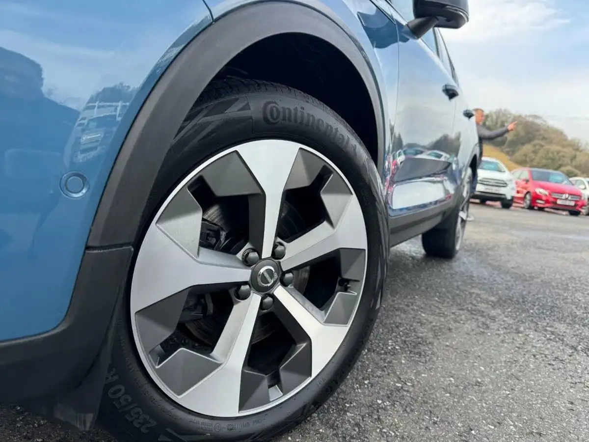 2023-volvo-xc40-20-b4-ultimate-big-31