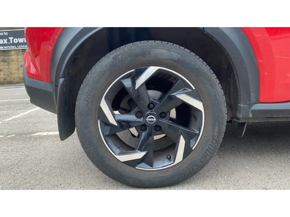 2022-nissan-juke-10-dig-t-n-connecta-big-6