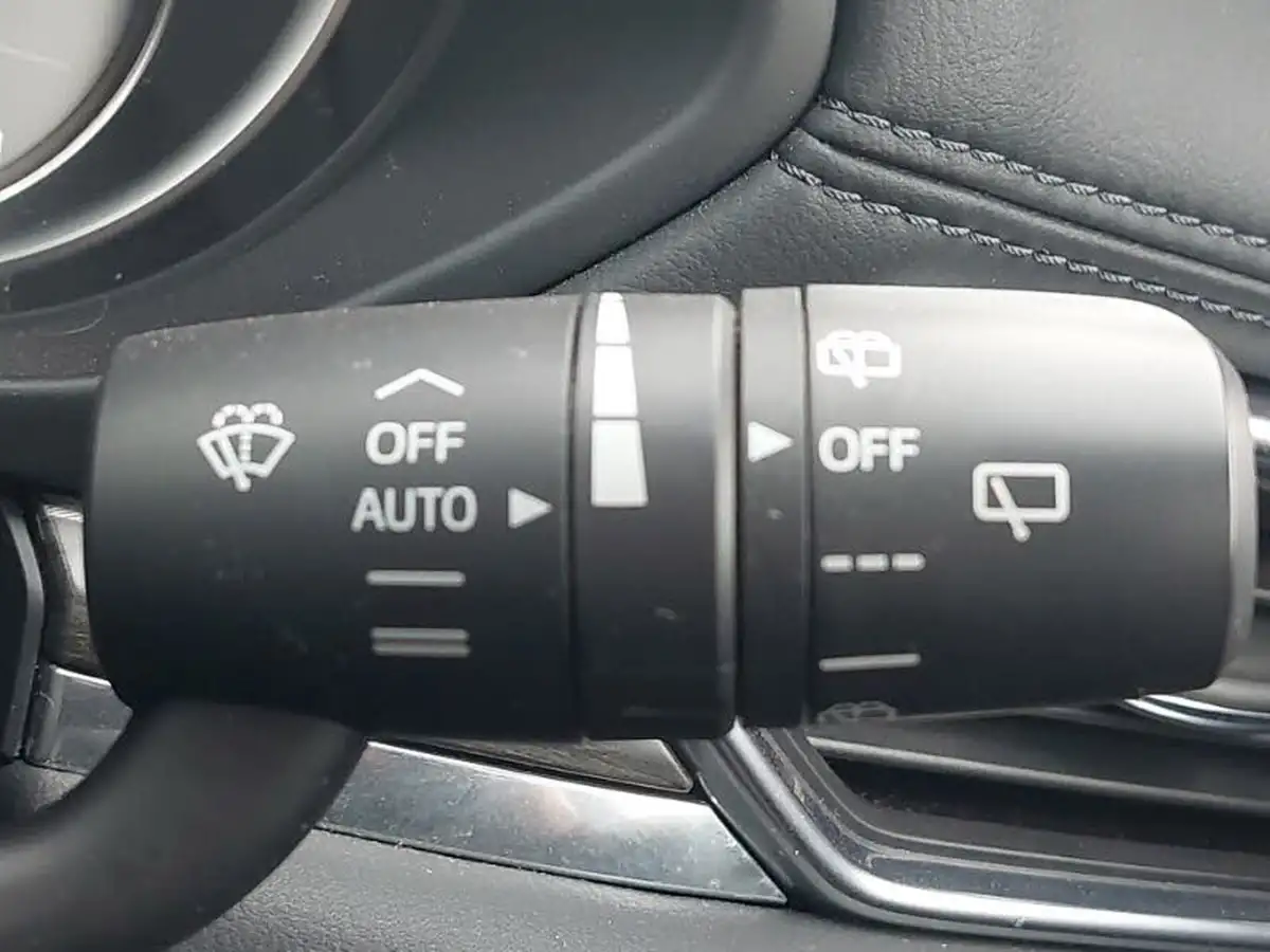 2018-mazda-cx-5-20-sport-nav-big-14