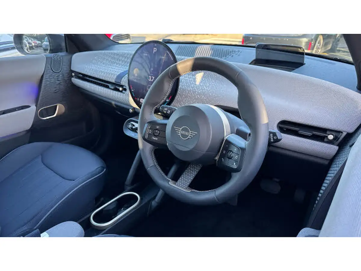 2024-mini-cooper-e-cooper-se-exclusive-big-5
