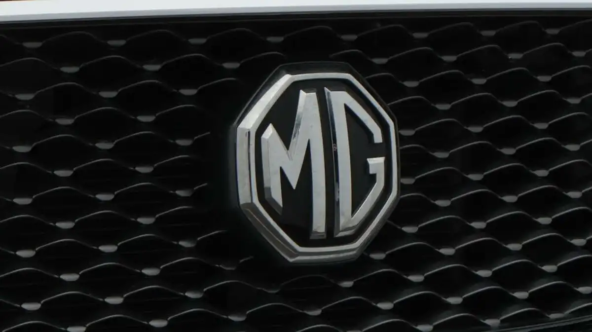 2020-mg-zs-suv-10t-gdi-exclusive-111ps-big-22