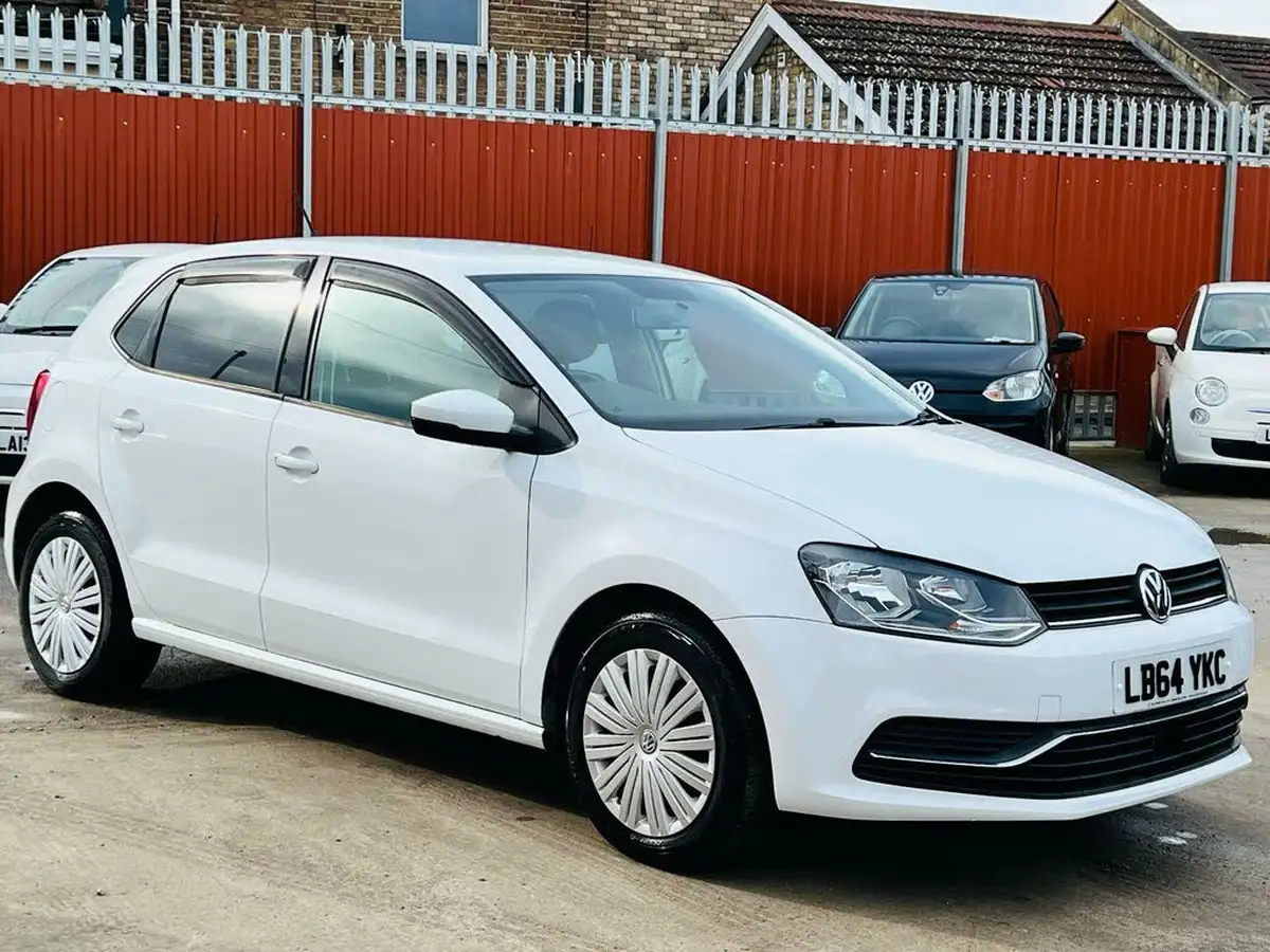 2014-volkswagen-polo-12-tsi-se-5d-dsg-big-0