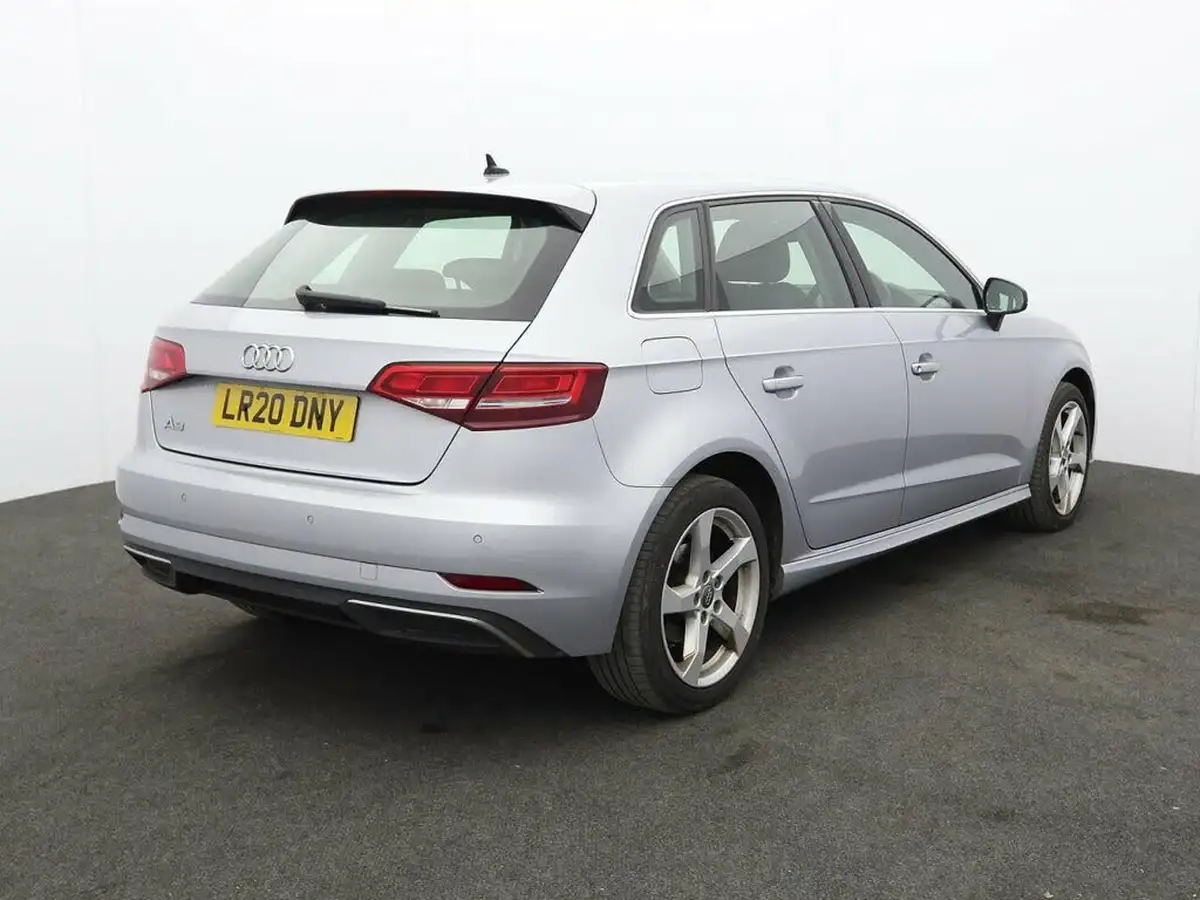 2020-audi-a3-14-40-e-tron-big-9