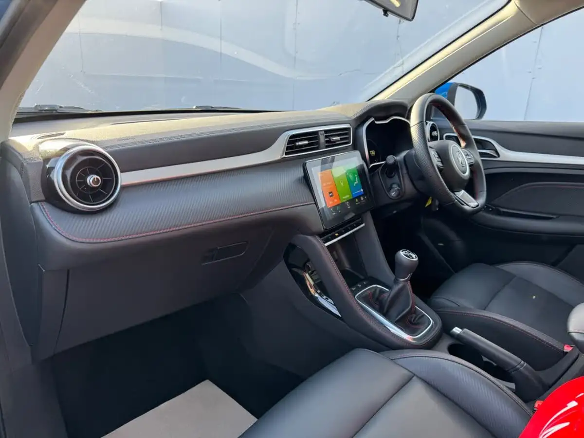 2024-mg-zs-suv-15-vti-tech-exclusive-big-11