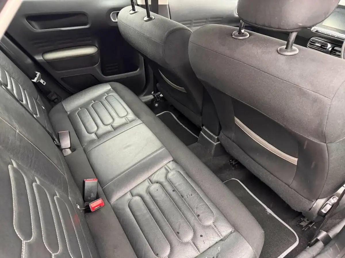2015-citroen-c4-cactus-12-feel-82ps-ss-etg-big-9