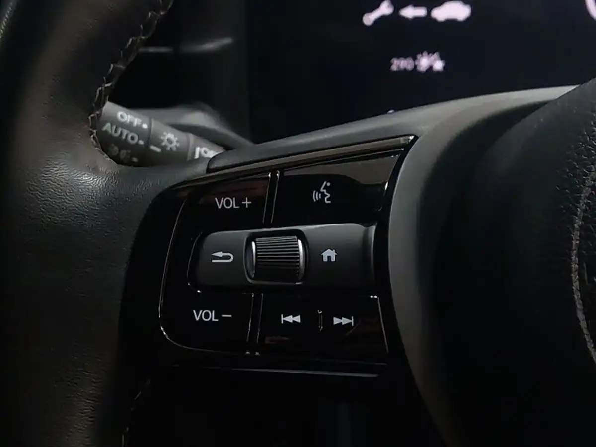 2024-honda-eny1-e-elegance-big-16