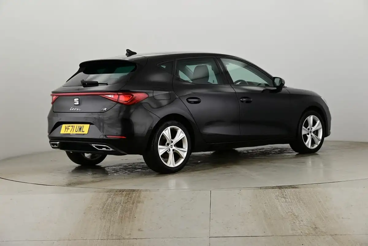 2021-seat-leon-15-tsi-evo-fr-130ps-hatchback-big-6