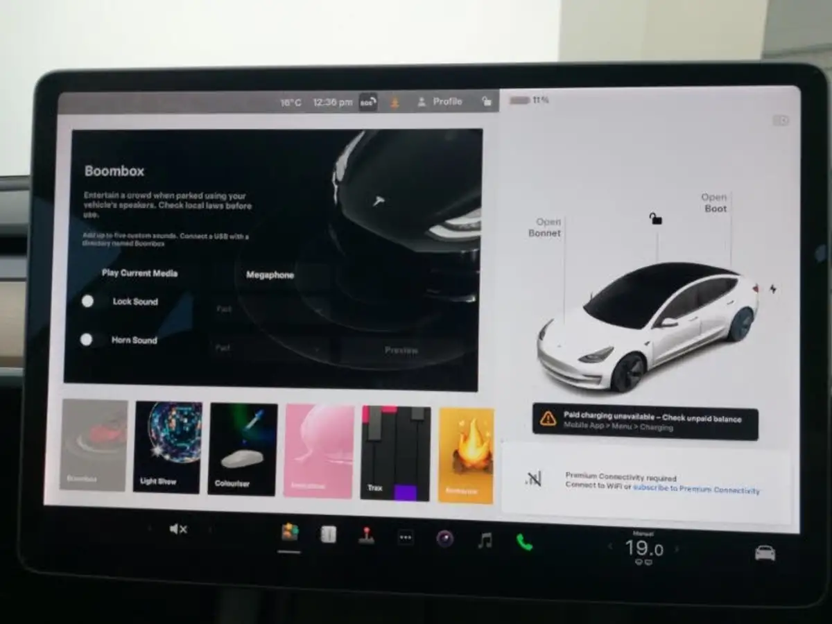 2021-tesla-model-3-e-long-range-awd-big-16
