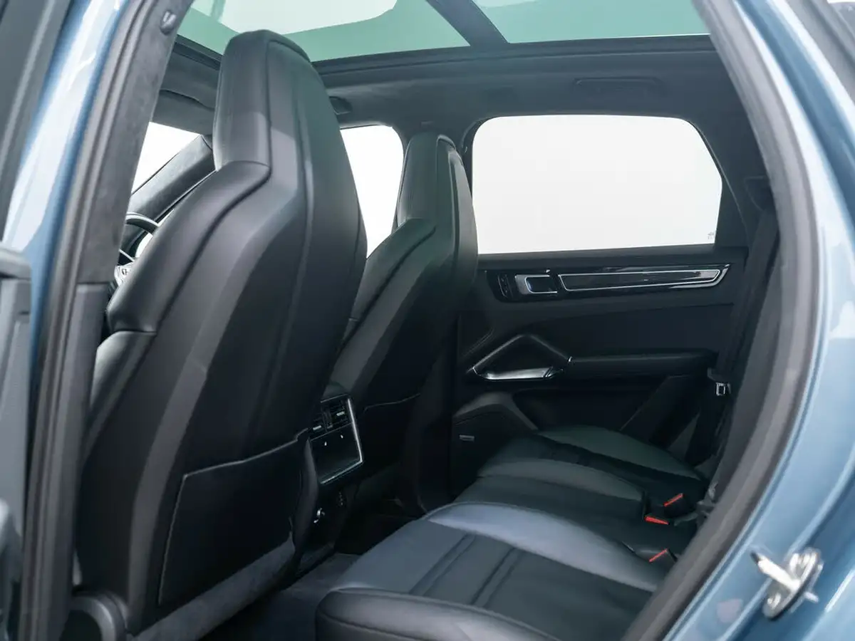 2018-porsche-cayenne-40-v8-turbo-big-5