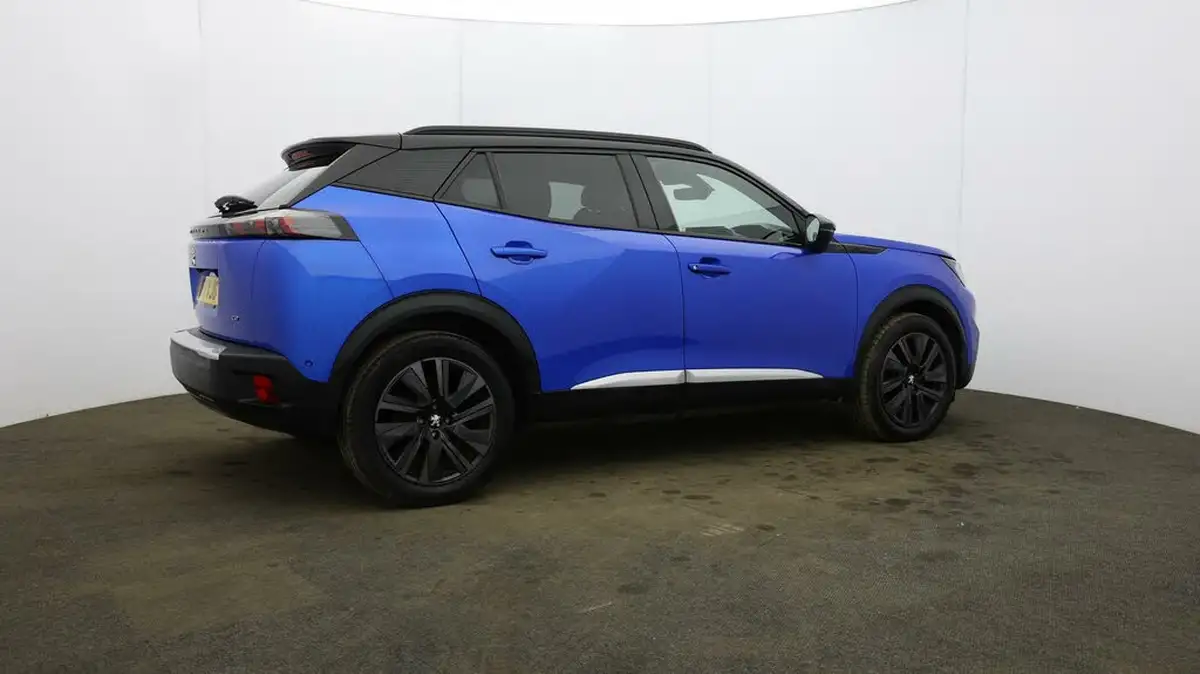 2021-peugeot-2008-suv-e-gt-premium-50kwh-big-56