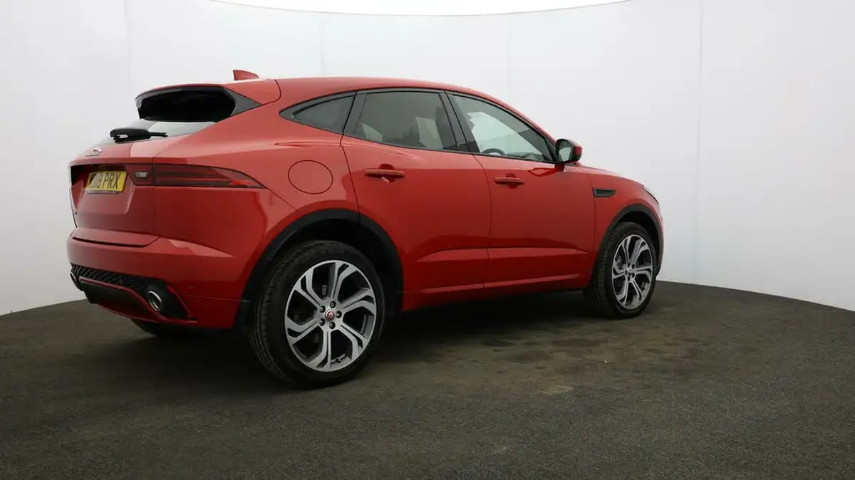 2018-jaguar-e-pace-20-i4d-first-edition-big-62