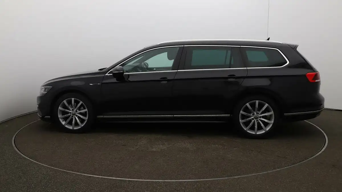 2021-volkswagen-passat-15-tsi-r-line-estate-5d-dsg-big-56