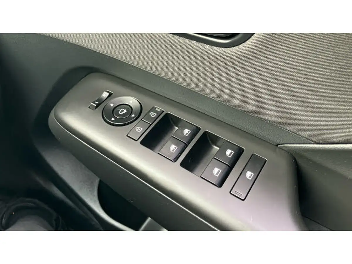 2024-hyundai-kona-big-24