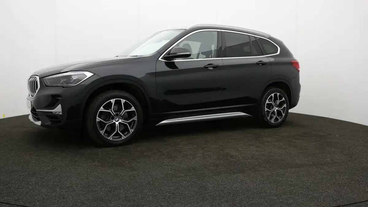 2021-bmw-x1-20-xdrive20i-xline-big-2