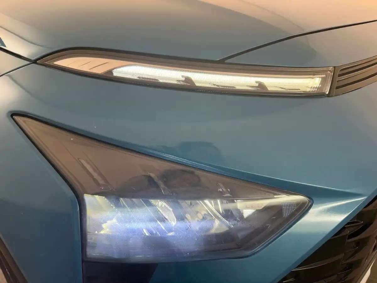 2022-hyundai-bayon-10-t-gdi-premium-100ps-big-33