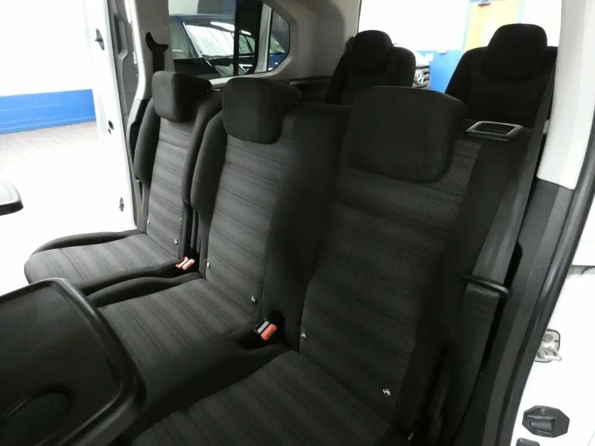2021-vauxhall-combo-life-15-se-xl-100ps-big-51
