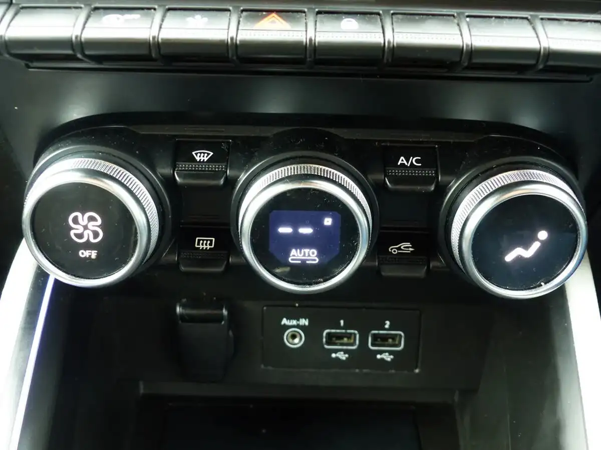 2022-renault-clio-10-tce-se-edition-big-14