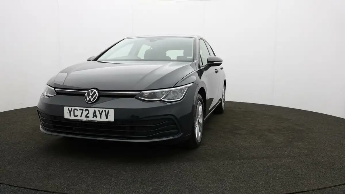 2022-volkswagen-golf-20tdi-life-hatchback-big-54