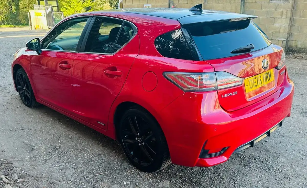 2016-lexus-ct-200h-18-sport-big-10