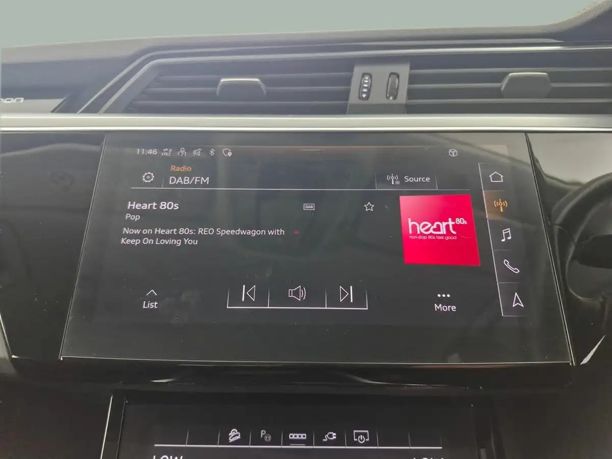2020-audi-e-tron-50e-technik-big-23