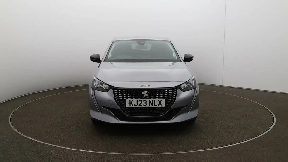 2023-peugeot-208-12-puretech-allure-premium-130ps-eat8-big-2