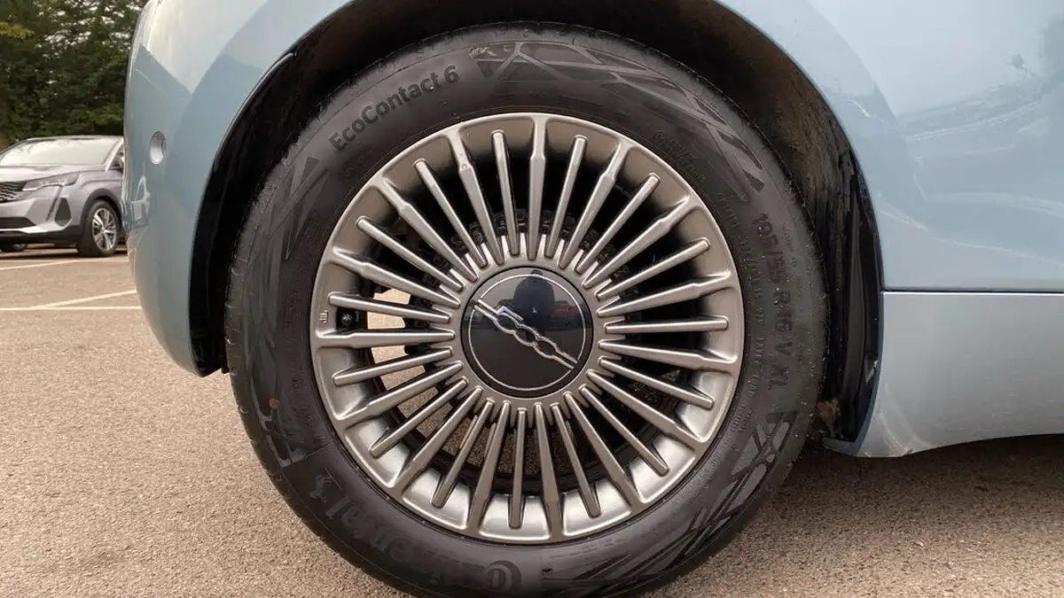2022-fiat-500-e-icon-117bhp-big-18