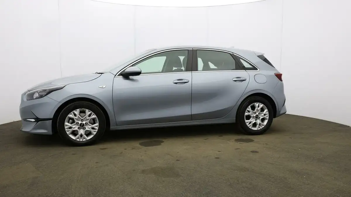 2023-kia-ceed-15-t-gdi-2-158bhp-non-adap-hatchback-big-31