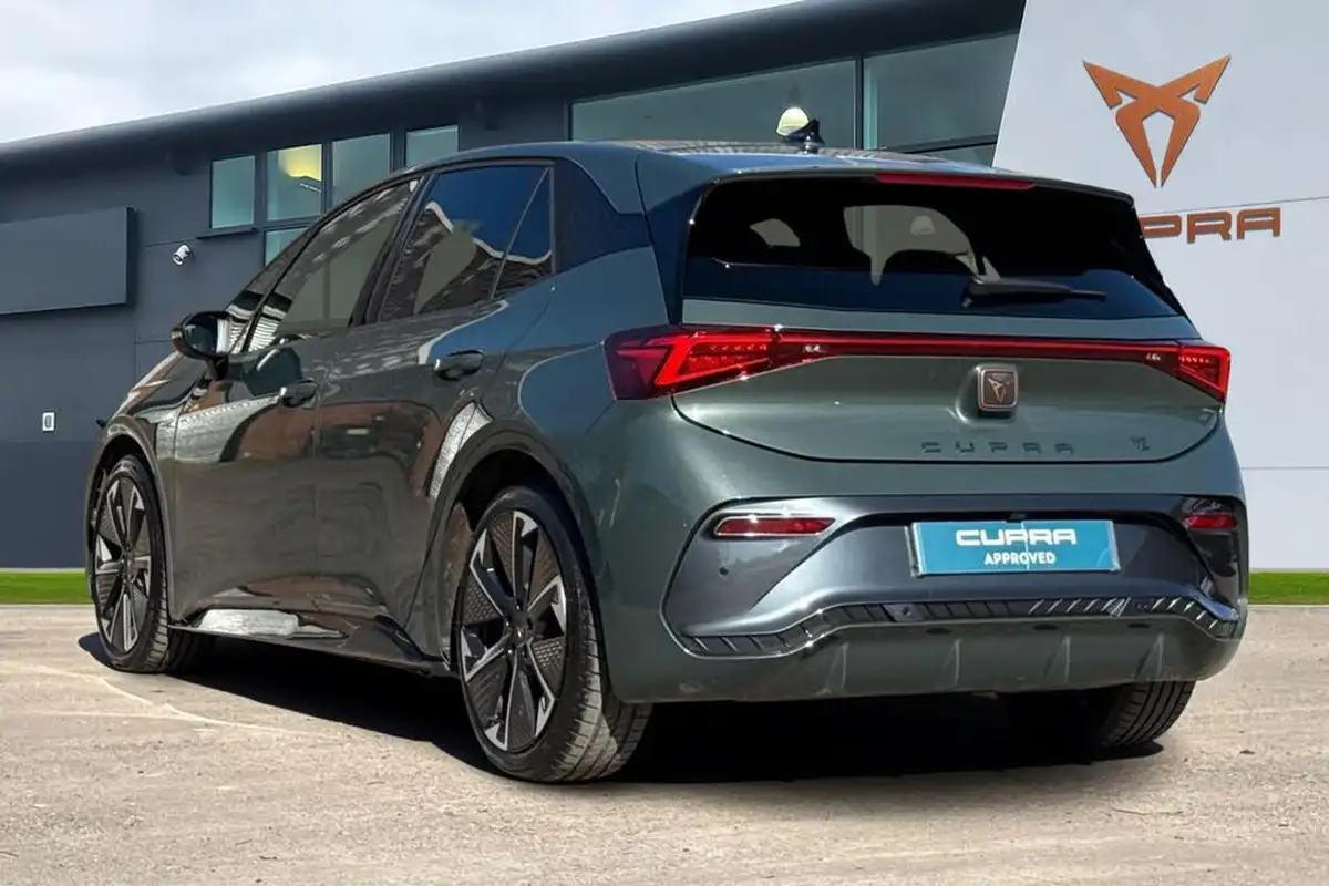 2024-cupra-born-e-vz-big-1