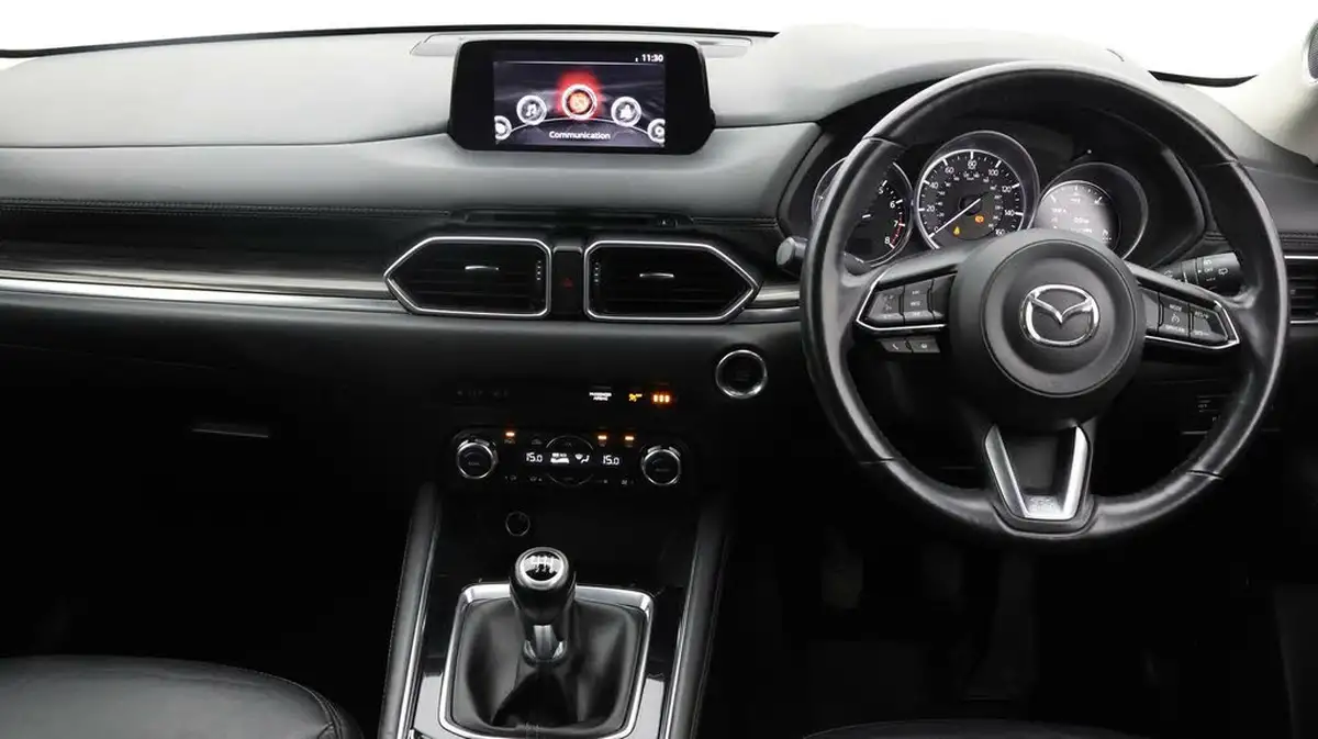 2018-mazda-cx-5-20-sport-nav-big-12