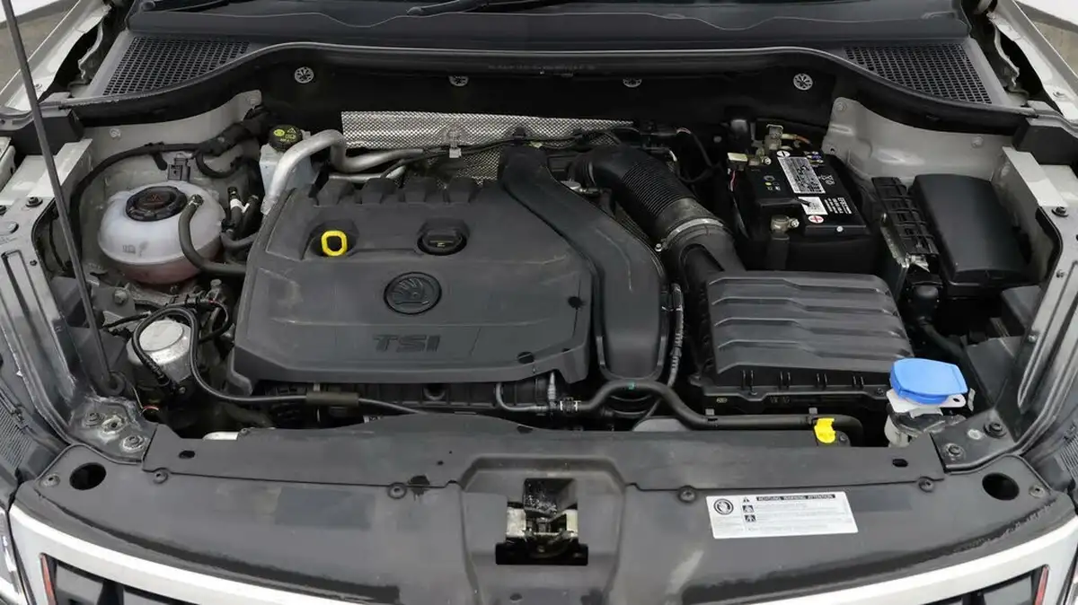 2018-skoda-karoq-15-tsi-se-l-act-dsg-big-18