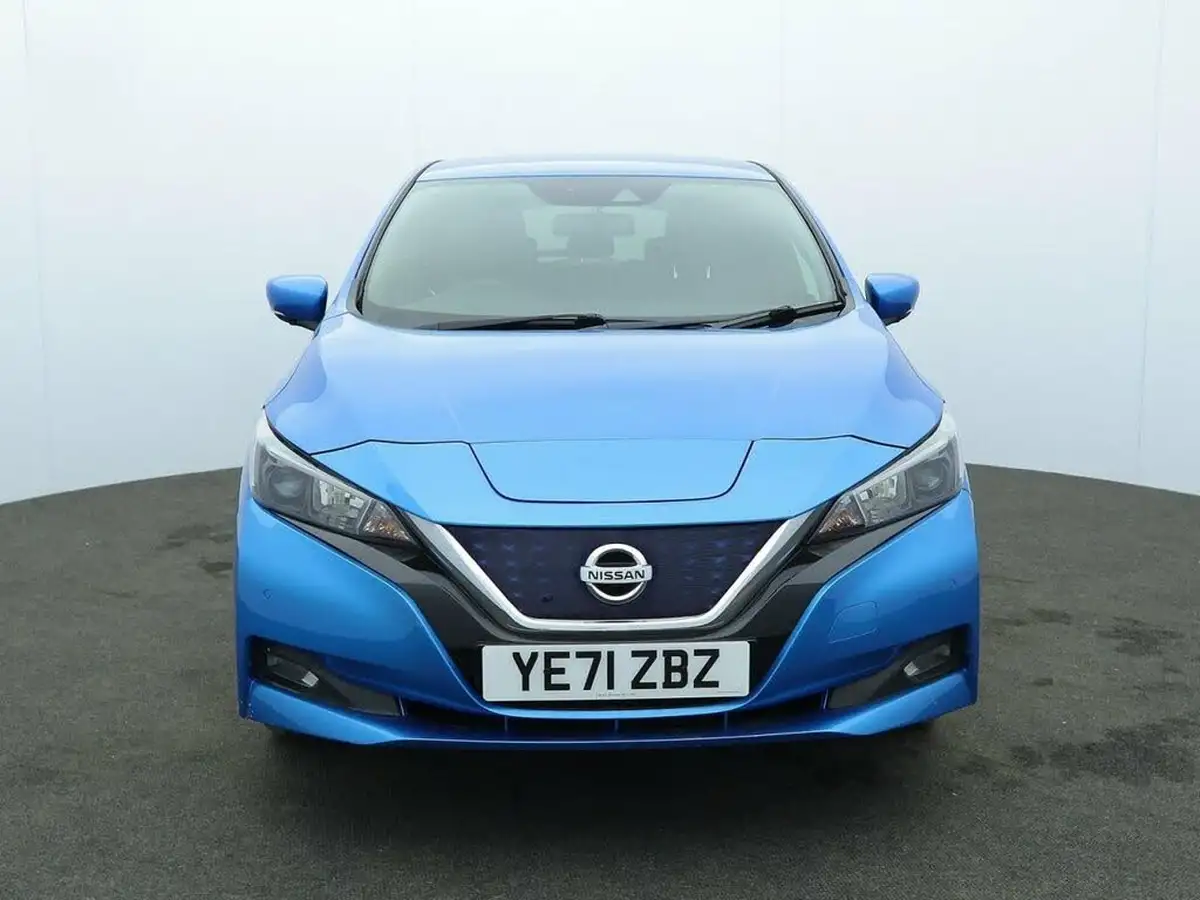 2022-nissan-leaf-e-e-n-connecta-big-1