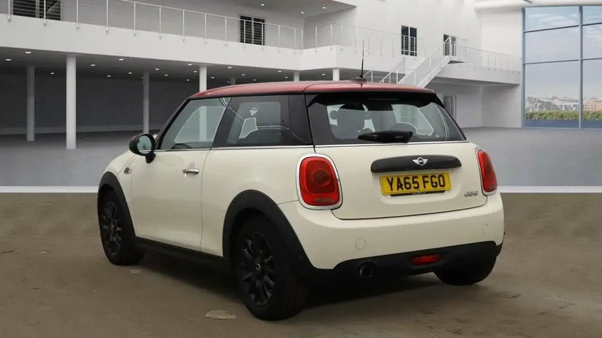 2015-mini-cooper-15-cooper-3d-auto-big-8