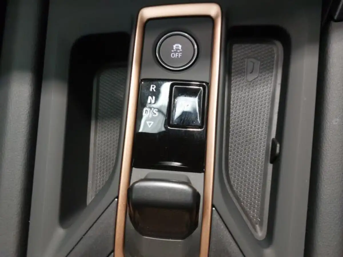 2024-cupra-formentor-15-etsi-v1-big-14