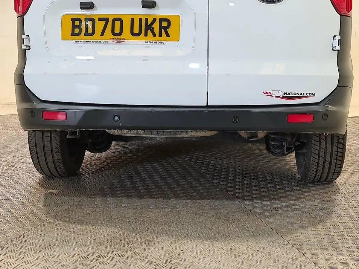 2020-ford-transit-courier-15tdci-leader-75ps-eu6dt-panel-van-big-13