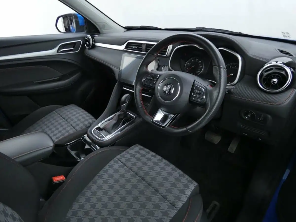 2023-mg-zs-suv-10t-gdi-excite-big-7