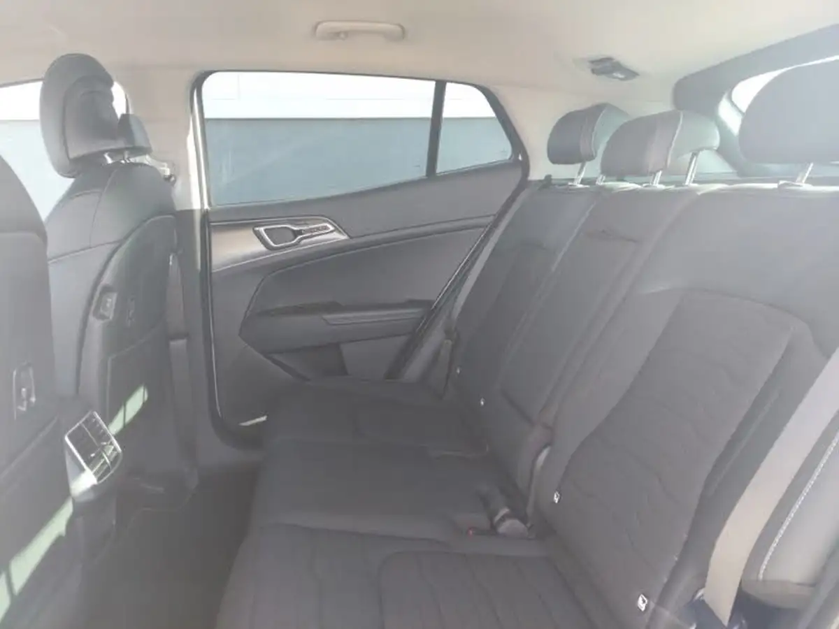 2022-kia-sportage-16-t-gdi-launch-edition-big-5