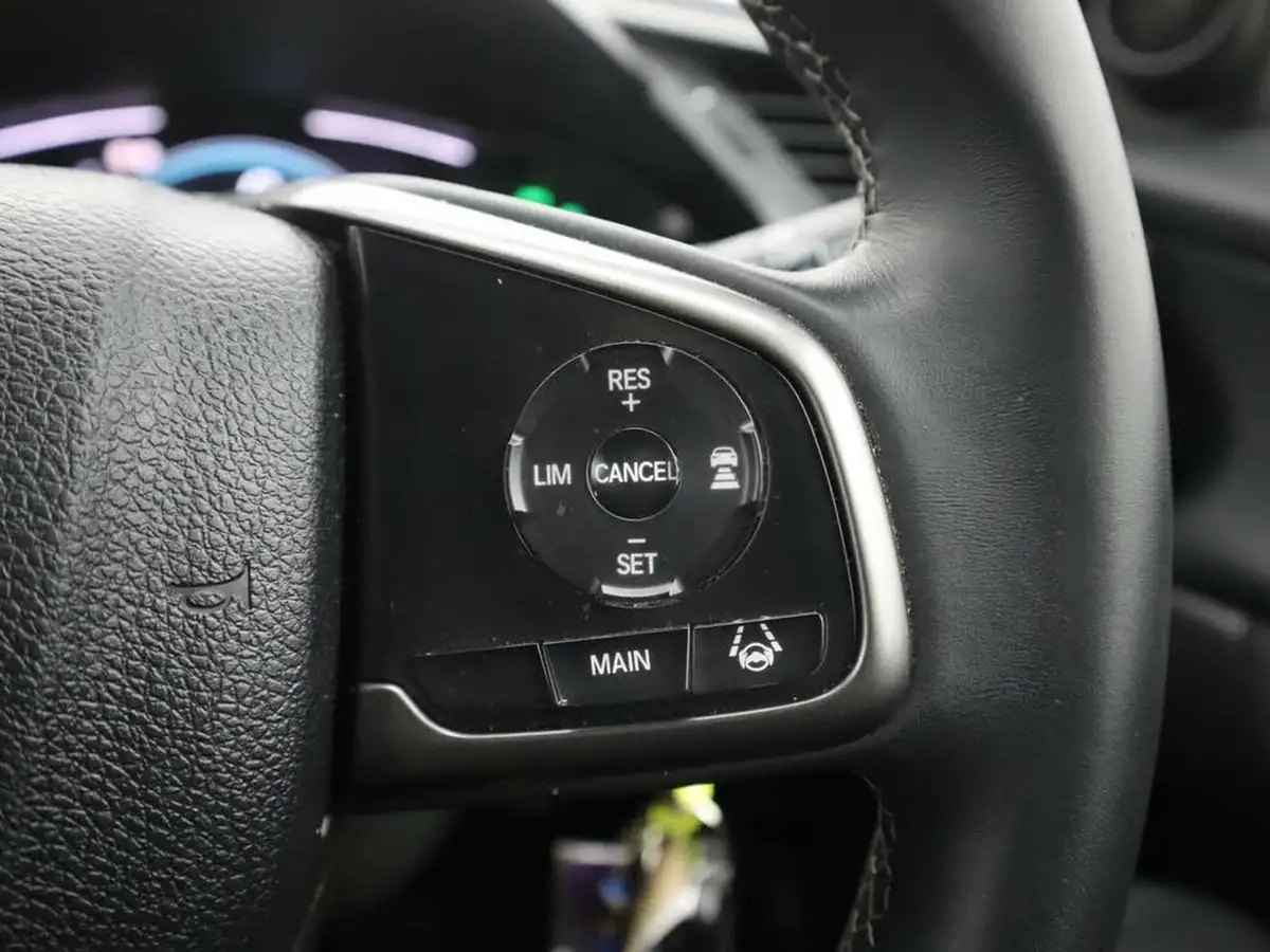 2019-honda-civic-16-i-dtec-sr-hatchback-5d-big-23
