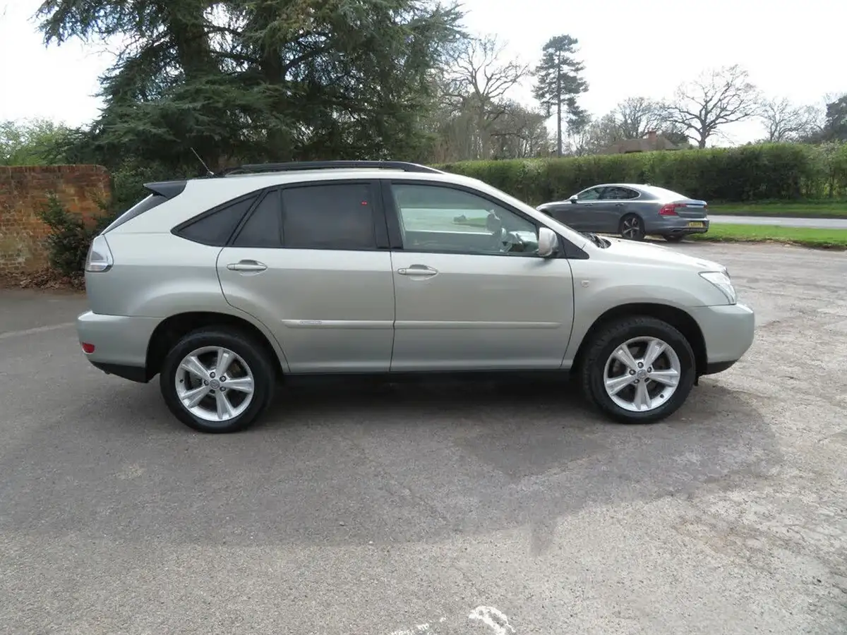 2007-lexus-rx-400h-33-se-l-big-3