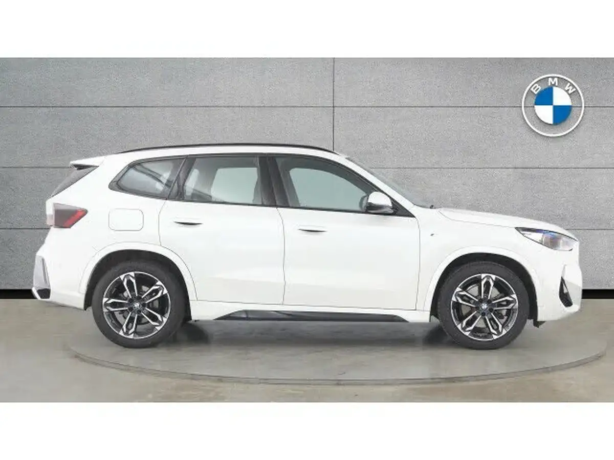 2023-bmw-x1-20-xdrive23i-m-sport-big-2