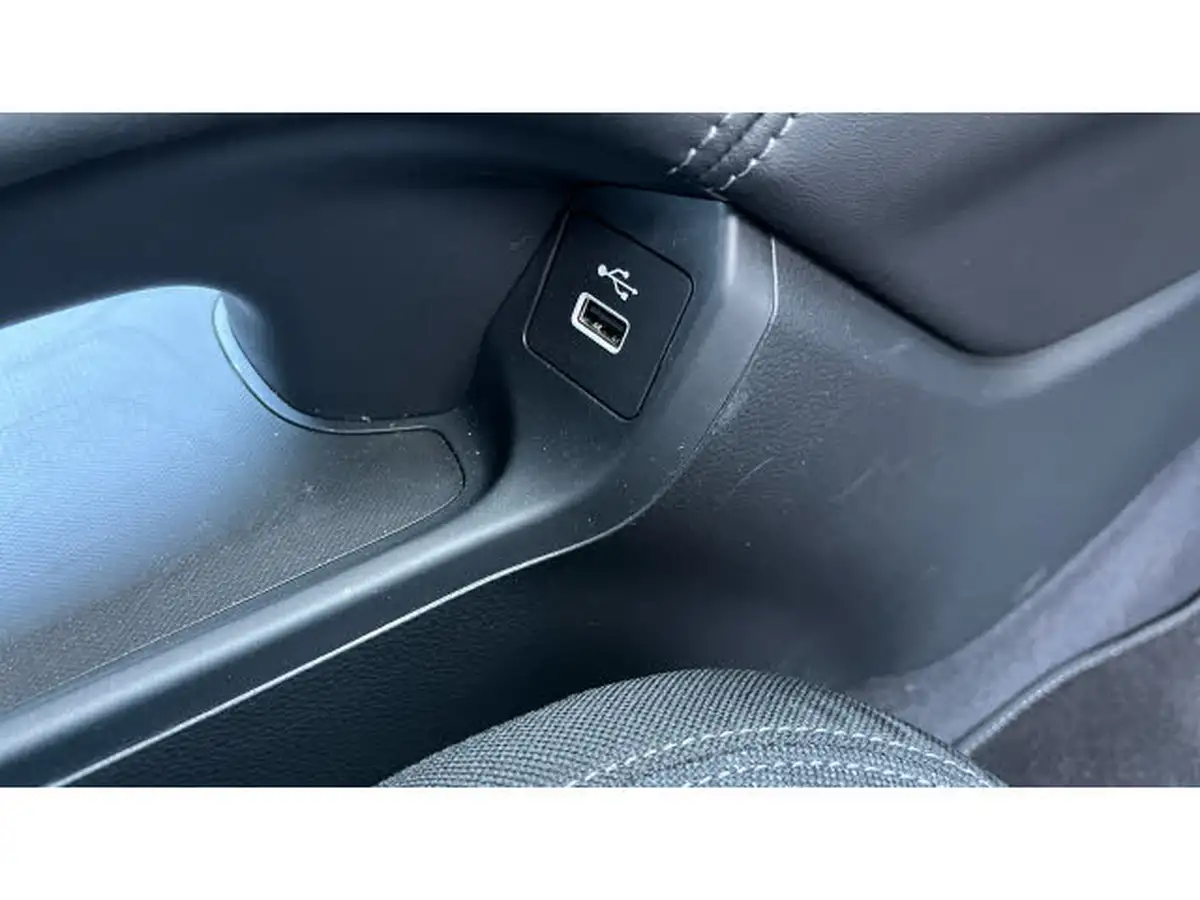 2024-honda-zr-v-20-i-mmd-elegance-big-32
