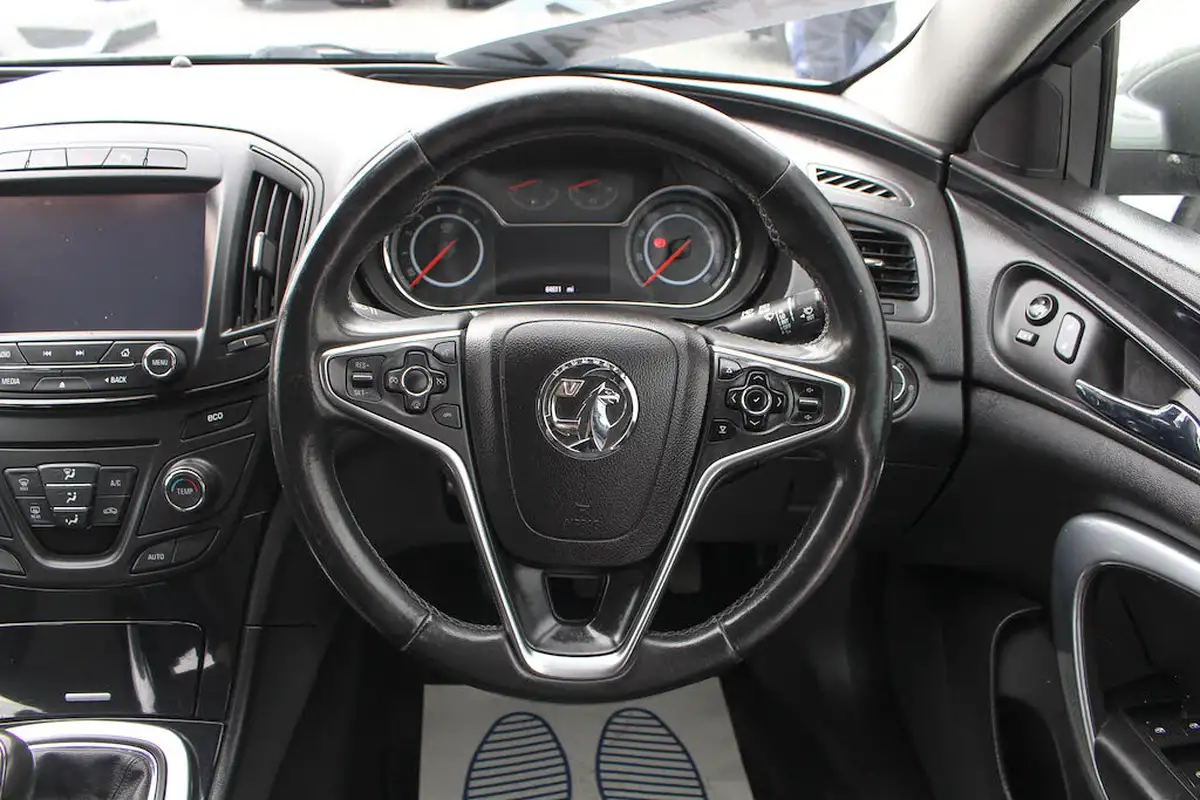 2017-vauxhall-insignia-16cdti-tech-line-ecoflex-ss-big-23