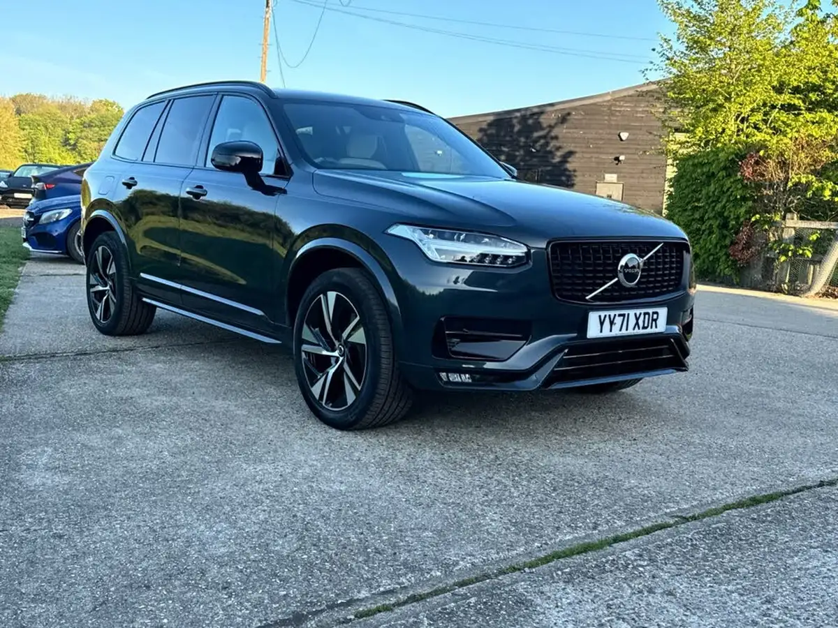 2022-volvo-xc90-20td-b5-r-design-big-17