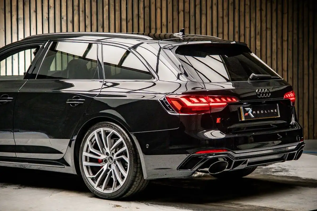 2024-audi-rs4-avant-29-tfsi-vorsprung-big-16