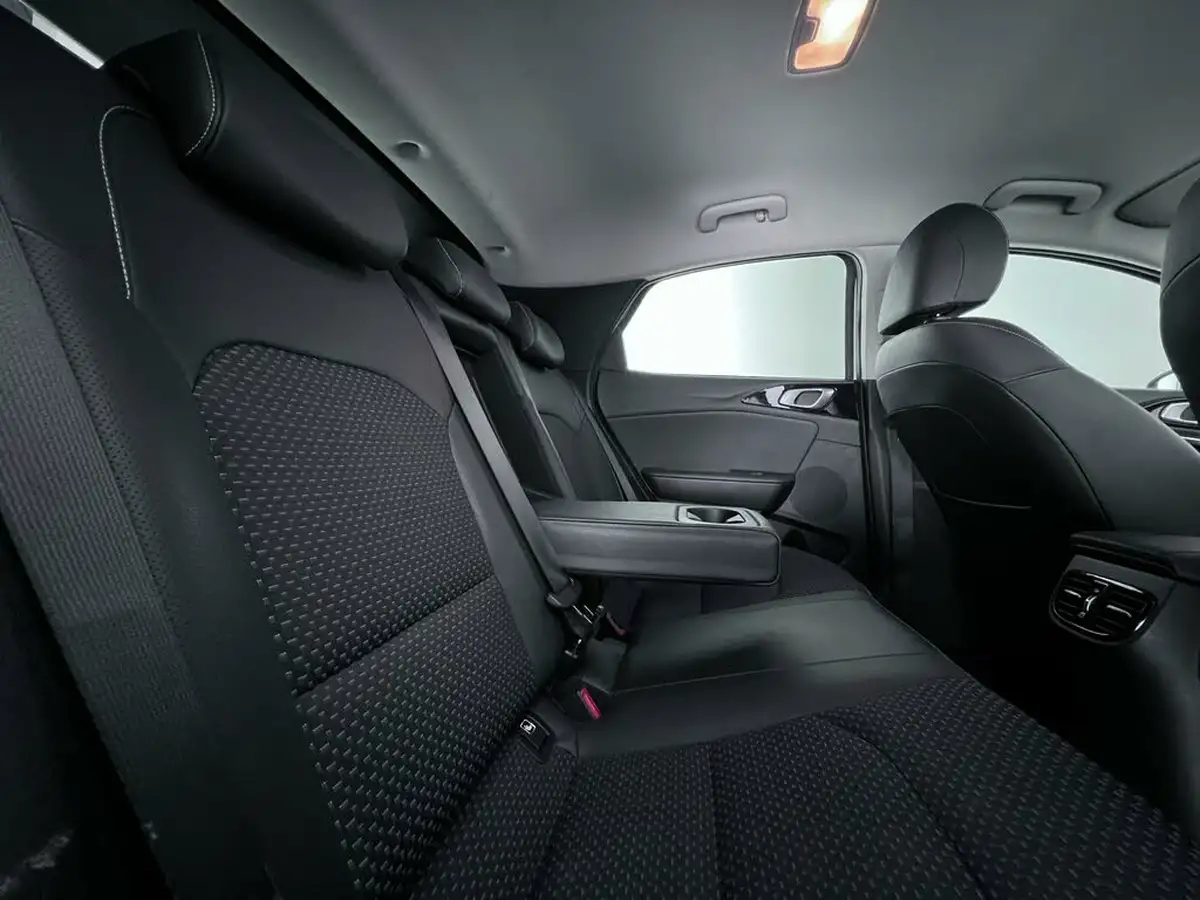 2020-kia-xceed-10-t-gdi-3-big-14