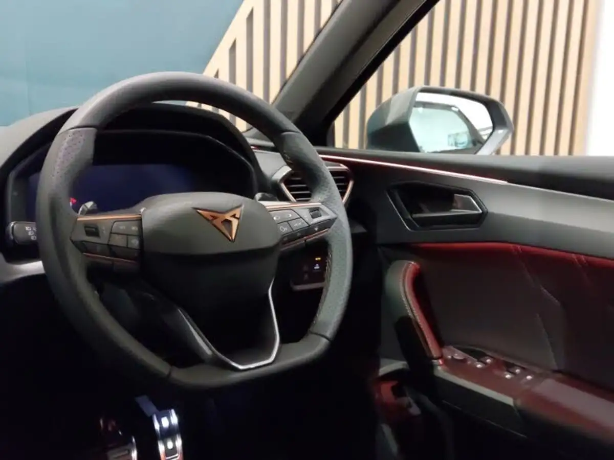 2024-cupra-leon-nf-14-e-hybrid-vz2-design-edition-estate-big-9